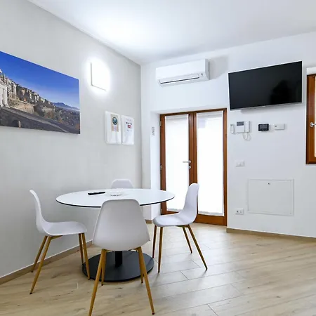La Corte Di Scanzo - Luxury And Charm Apartment *